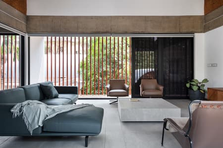The Stoic Wall Residence